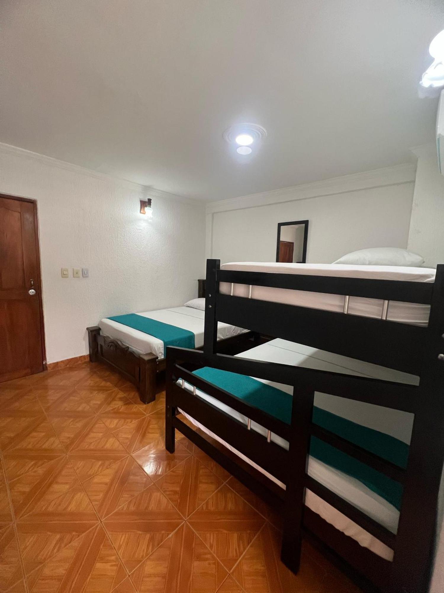 Hotel Med Cartagena Bagian luar foto