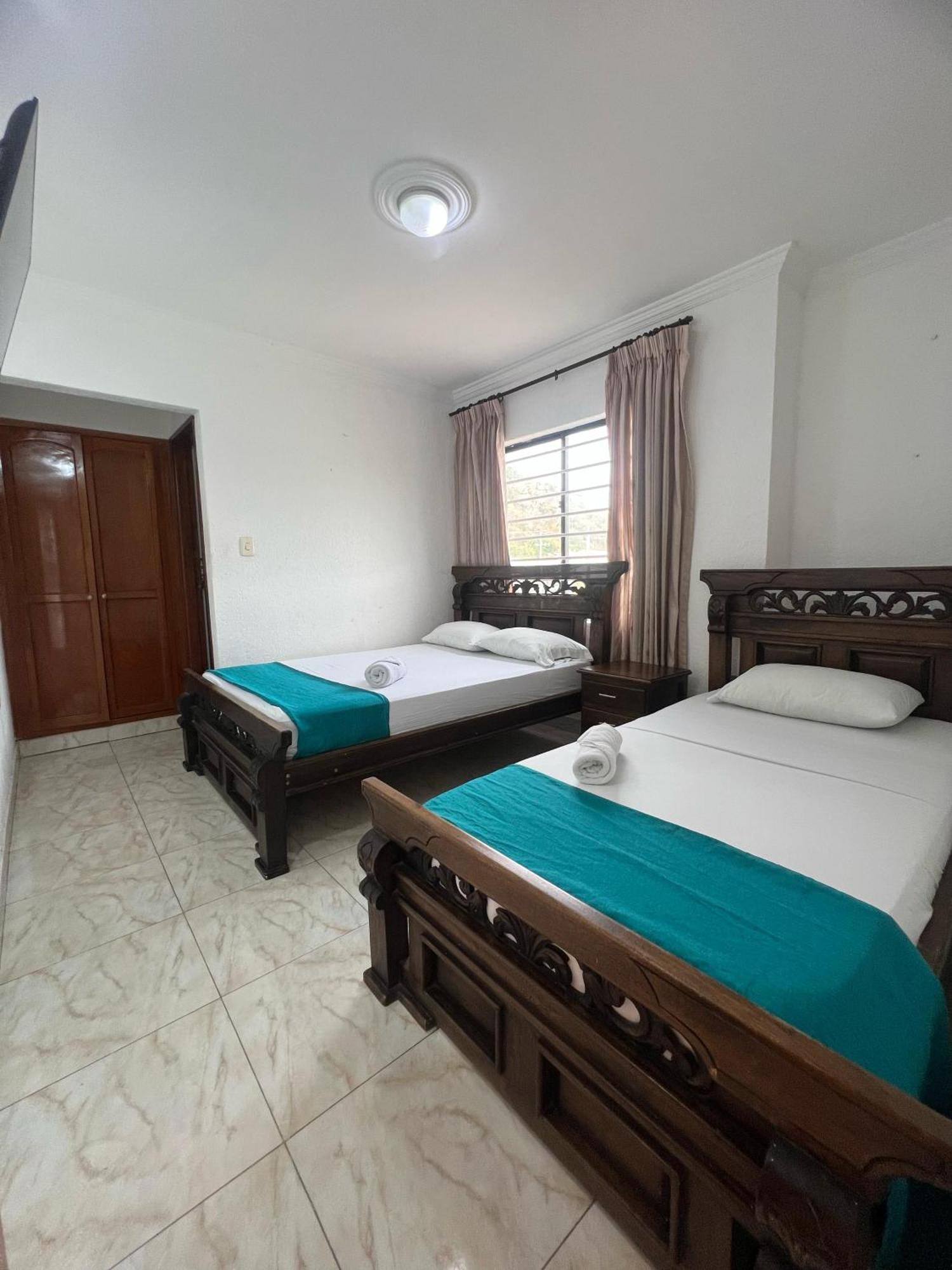 Hotel Med Cartagena Bagian luar foto